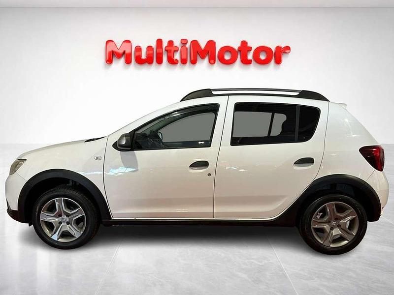 Usado Dacia Sandero Essentiel 90 CV (66 kW) 2019 Blanco Utilitario