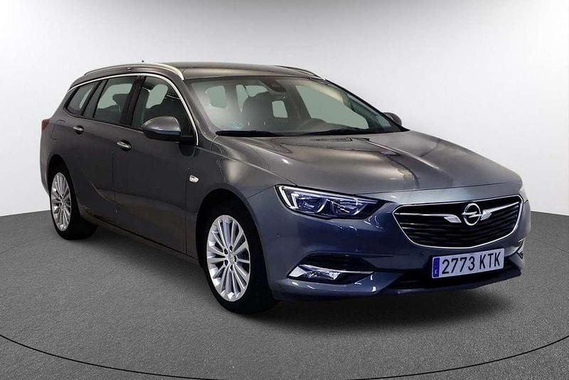 Usado Opel Insignia Innovation 166 CV (122 kW) 2019 Gris Familiar