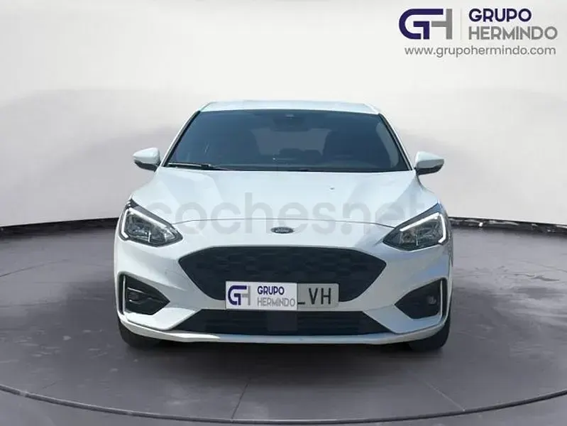 Usado Ford Focus ST-Line 125 CV (91 kW) 2022 Blanco Berlina