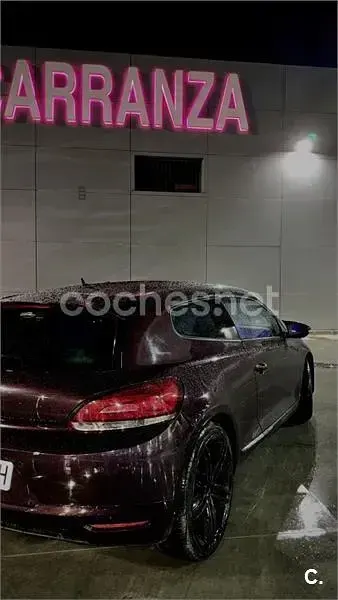 Usado VW Scirocco 160 CV (117 kW) 2009 Violeta / lila Coupe