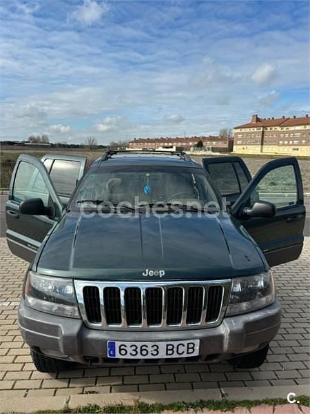 Usado Jeep Grand Cherokee Laredo 140 CV (102 kW) 2000 Verde SUV