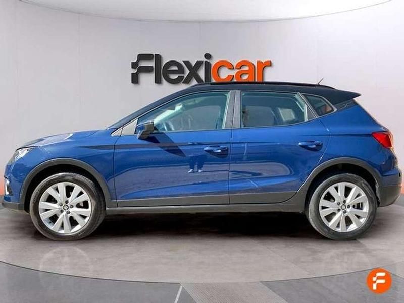 Usado Seat Arona Ecomotive 95 CV (69 kW) 2018 Azul SUV