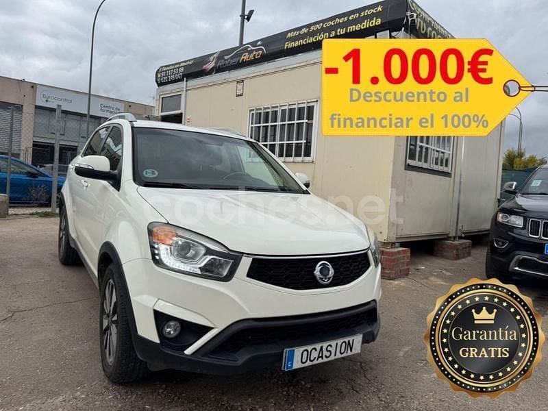 Blanco Usado 2015 Ssangyong (KGM) Korando Limited SUV | 9999 € (Precio justo) - Imagen 1/4