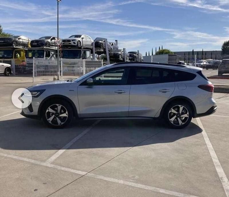 Usado Ford Focus Active X 155 CV (114 kW) 2024 Gris Familiar