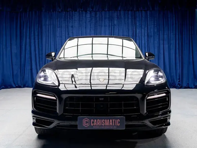 Usado Porsche Cayenne E-Hybrid 470 CV (345 kW) 2024 Negro SUV