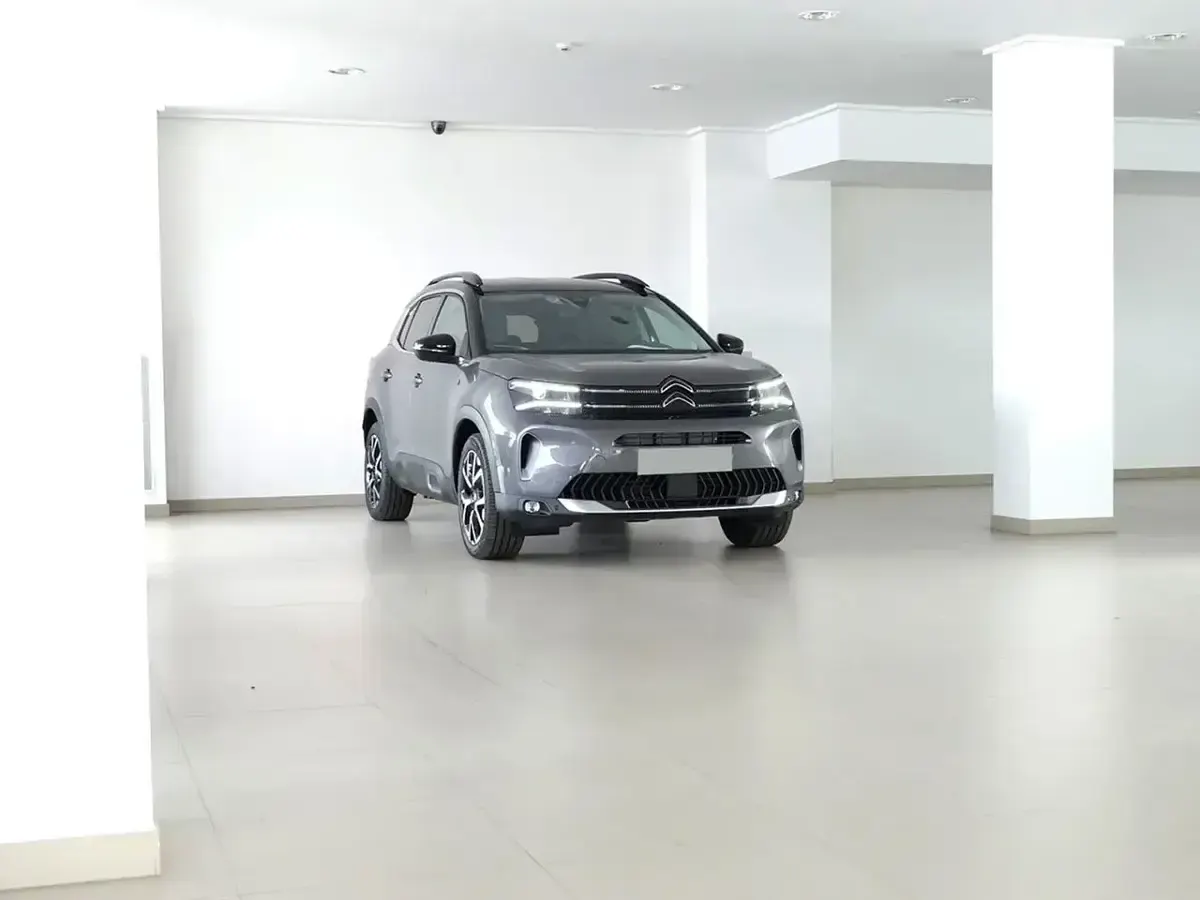 Usado Citroën C5 Aircross Shine 225 CV (165 kW) 2023 Gris SUV