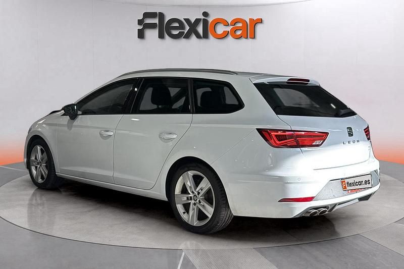 Usado Seat Leon FR 150 CV (110 kW) 2017 Blanco Berlina