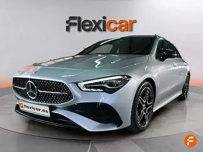 Usado Mercedes 190 190 CV (139 kW) 2025 Gris Berlina