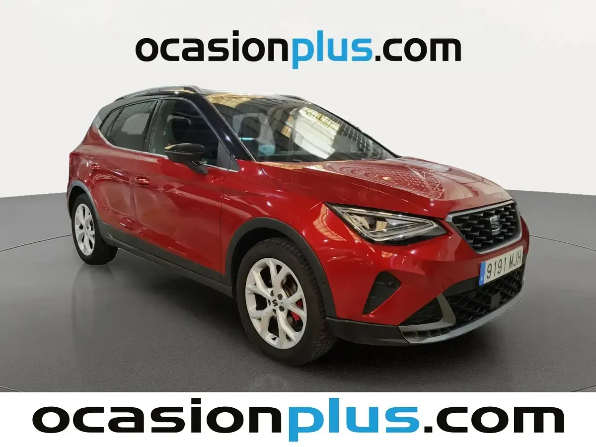 Usado Seat Arona FR 150 CV (110 kW) 2023 Rojo SUV