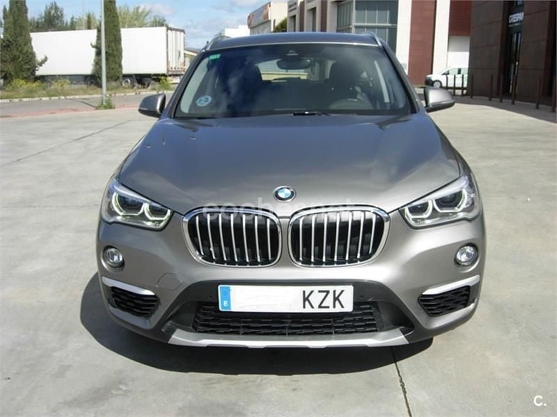 Beige Usado 2019 BMW X1 SUV | 22.990 € (Un poco caro) - Imagen 1/4
