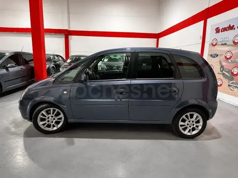Usado Opel Meriva Enjoy 100 CV (73 kW) 2007 Gris / plata Monovolumen