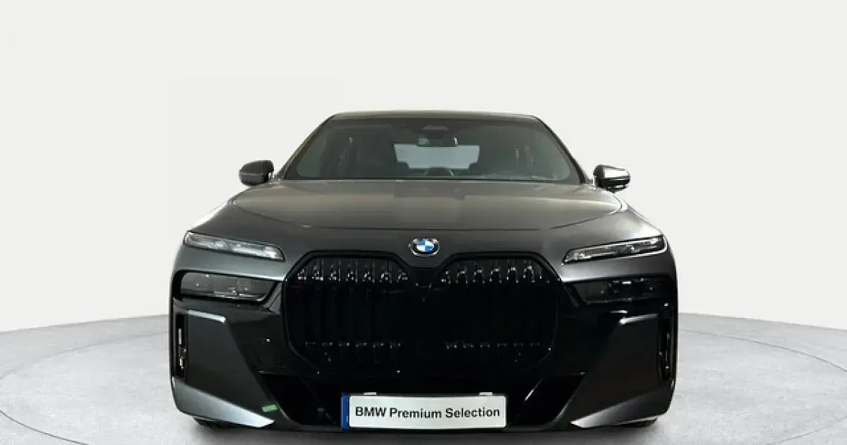 Usado BMW 740 299 CV (219 kW) 2025 Berlina