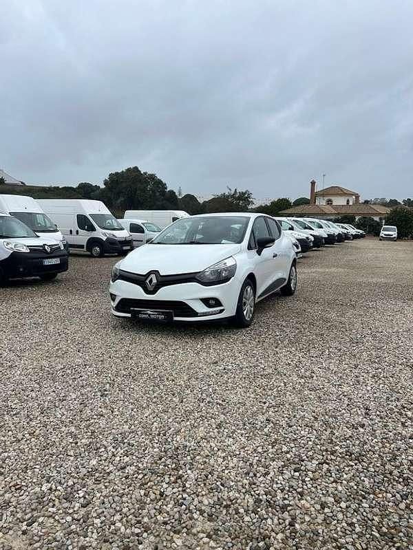 Usado Renault Clio IV Business 75 CV (55 kW) 2019 Blanco Utilitario