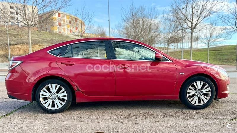 Usado Mazda 6 Active 120 CV (88 kW) 2010 Rojo Berlina