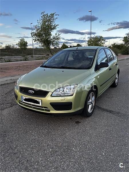 Usado Ford Focus Trend 125 CV (91 kW) 2005 Berlina