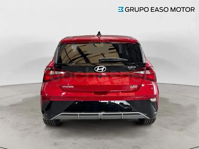 Nuevo Hyundai i20 100 CV (73 kW) 2026 Rojo Utilitario
