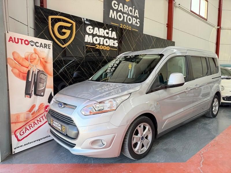 Usado Ford Grand Tourneo Connect Titanium 115 CV (84 kW) 2015 Gris / plata Monovolumen