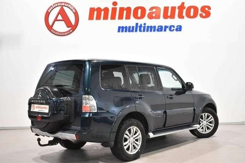 Usado Mitsubishi Pajero 203 CV (149 kW) 2012 Verde SUV