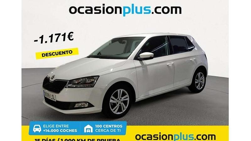 Blanco Usado 2021 Skoda Fabia Ambition Utilitario | 11.719 € (Precio justo) - Imagen 1/4