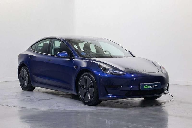 Usado Tesla Model 3 Standard Range 208 kW (283 CV) 2023 Azul Berlina