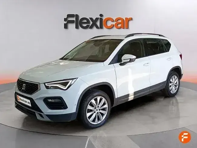 Usado Seat Ateca Style 150 CV (110 kW) 2023 Blanco SUV