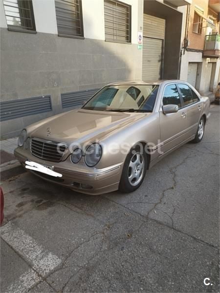 Beige Usado 2000 Mercedes E320 Avantgarde Berlina | 5000 € - Imagen 1/4