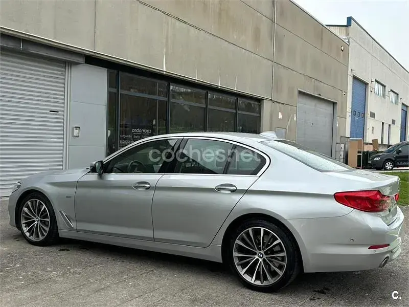 Usado BMW 530 258 CV (189 kW) 2018 Gris / plata Berlina