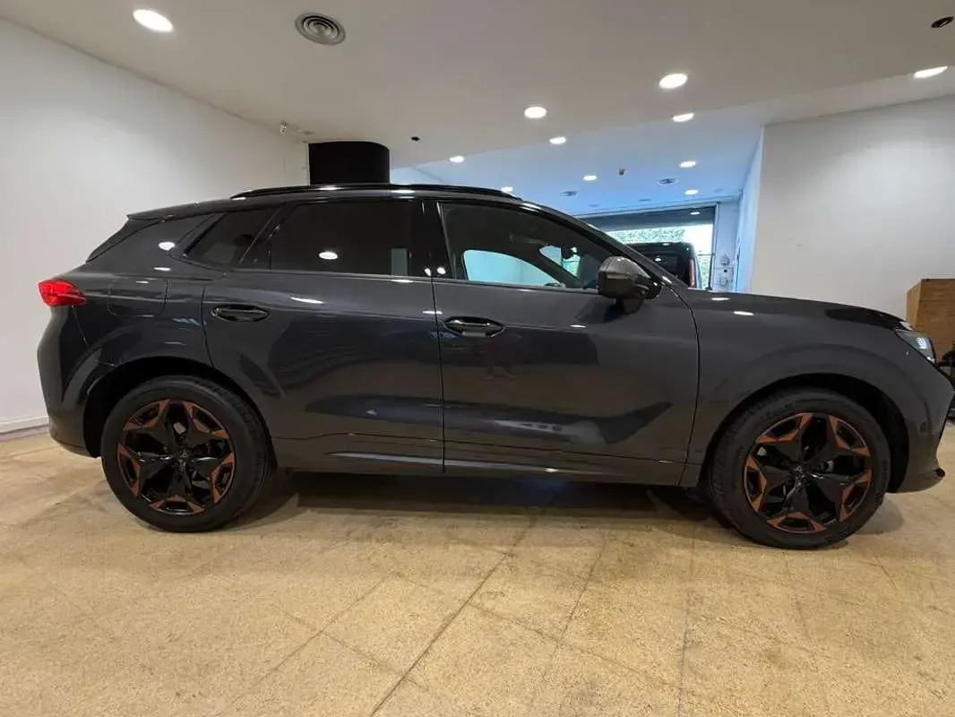 Usado Cupra Terramar 150 CV (110 kW) 2025 Gris SUV