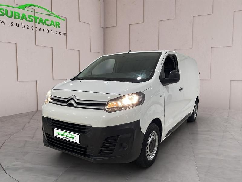 Usado Citroën Jumpy Comfort 120 CV (88 kW) 2019 Blanco Monovolumen