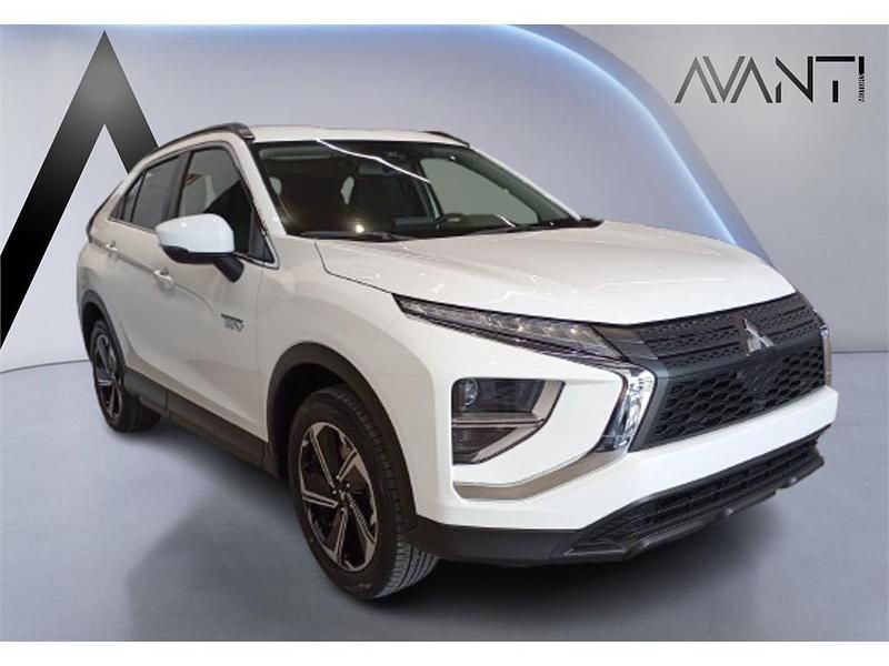 Usado Mitsubishi Eclipse Cross 188 CV (138 kW) 2025 Blanco SUV