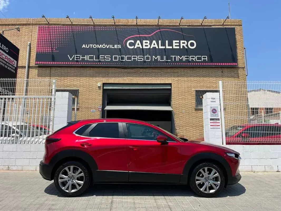 Usado Mazda CX-30 122 CV (89 kW) 2022 Rojo SUV