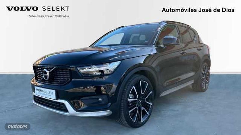 Negro Usado 2020 Volvo XC40 R-Design SUV | 30.900 € - Imagen 1/4