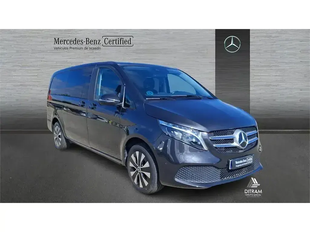 Usado Mercedes V250 190 CV (139 kW) 2023 Gris Monovolumen