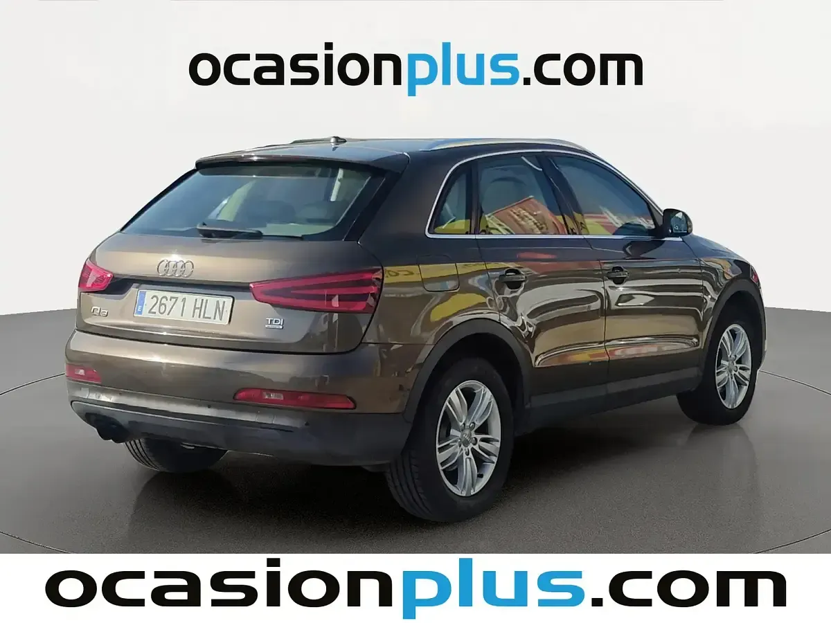 Usado Audi Q3 Ambiente 177 CV (130 kW) 2012 Marrón SUV