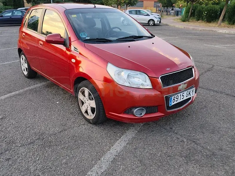 Usado Chevrolet Aveo LS 84 CV (61 kW) 2009 Granate Berlina