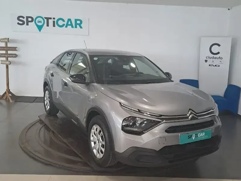 Usado Citroën C4 Feel 110 CV (80 kW) 2022 Gris / plata Berlina