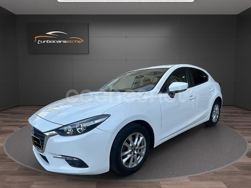 Usado Mazda 3 105 CV (77 kW) 2018 Blanco Berlina