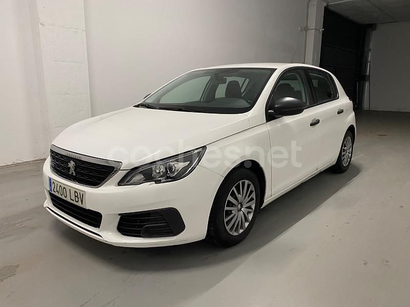 Blanco Usado 2019 Peugeot 308 Access Berlina | 8999 € (Buen precio) - Imagen 1/4