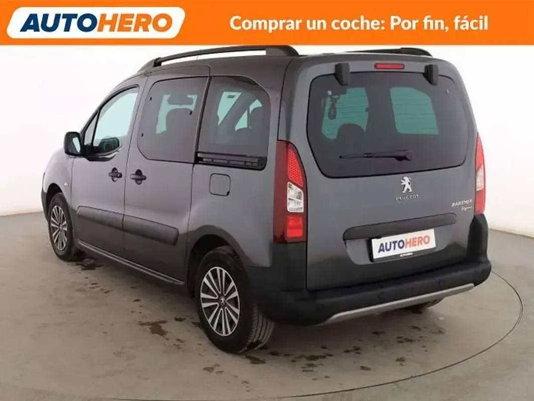 Usado Peugeot TePee Outdoor 99 CV (72 kW) 2016 Gris Van