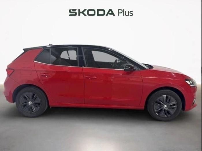 Usado Skoda Fabia Style 110 CV (80 kW) 2023 Rojo Utilitario