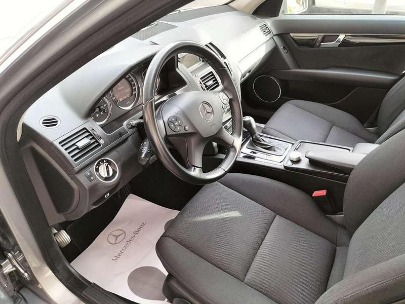 Usado Mercedes C220 Edition 170 CV (125 kW) 2010 Gris Berlina