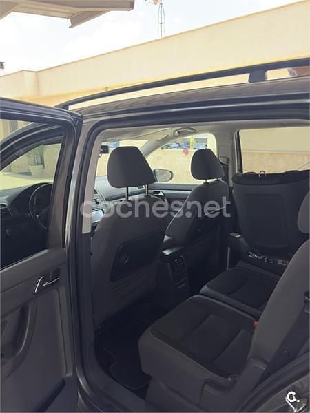 Gris / plata Usado 2012 VW Touran Advance Monovolumen | 9600 € (Precio justo) - Imagen 1/1