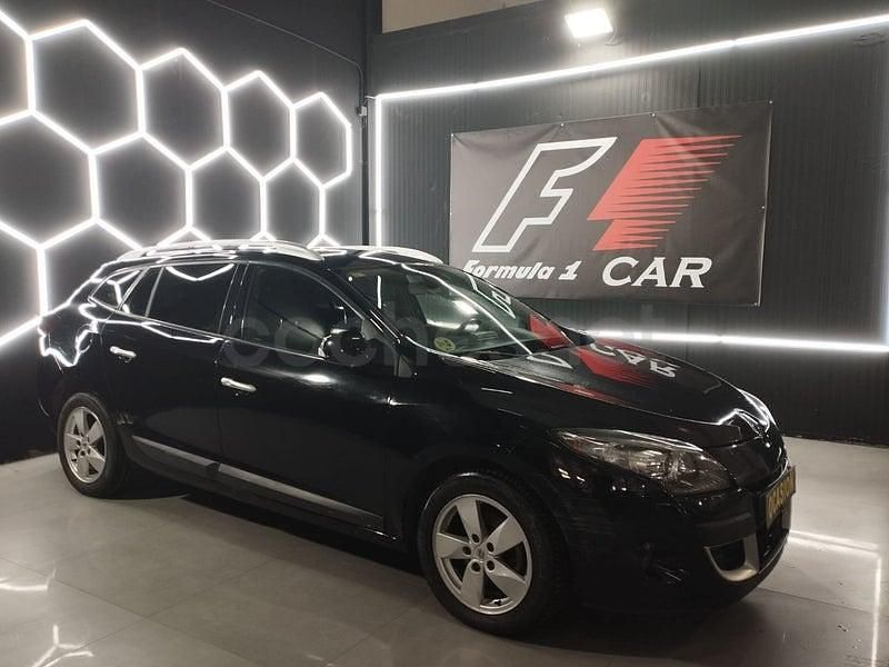 Negro Usado 2011 Renault Mégane GrandTour Bose Edition Familiar | 4980 € (Buen precio) - Imagen 1/4