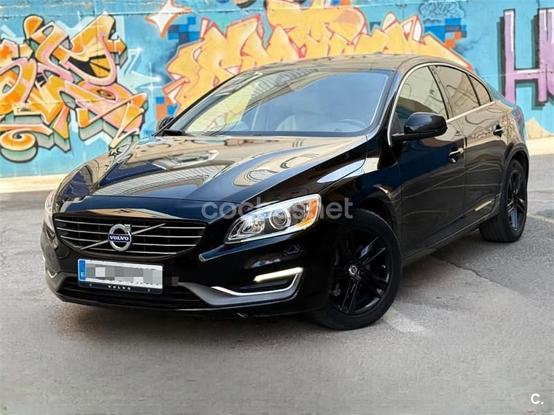 Usado Volvo S60 Kinetic 240 CV (176 kW) 2014 Negro Berlina