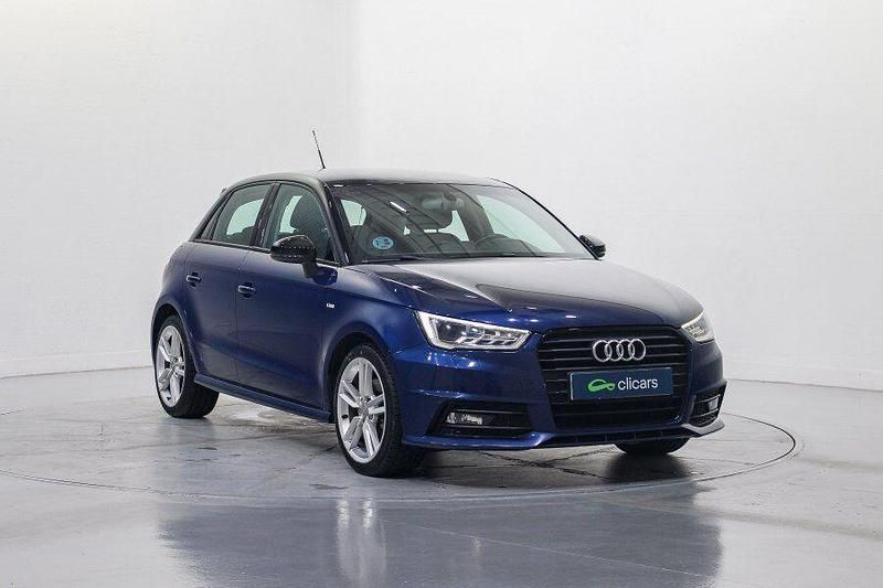 Usado Audi A1 Sportback Attraction 116 CV (85 kW) 2018 Azul Utilitario