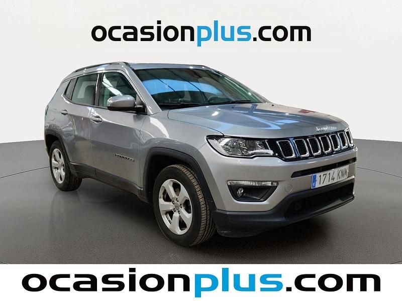 Usado Jeep Compass Longitude 140 CV (102 kW) 2018 Gris / plata SUV