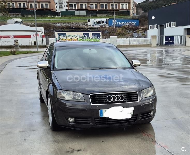 Usado Audi A3 Ambition 140 CV (102 kW) 2004 Marrón Utilitario
