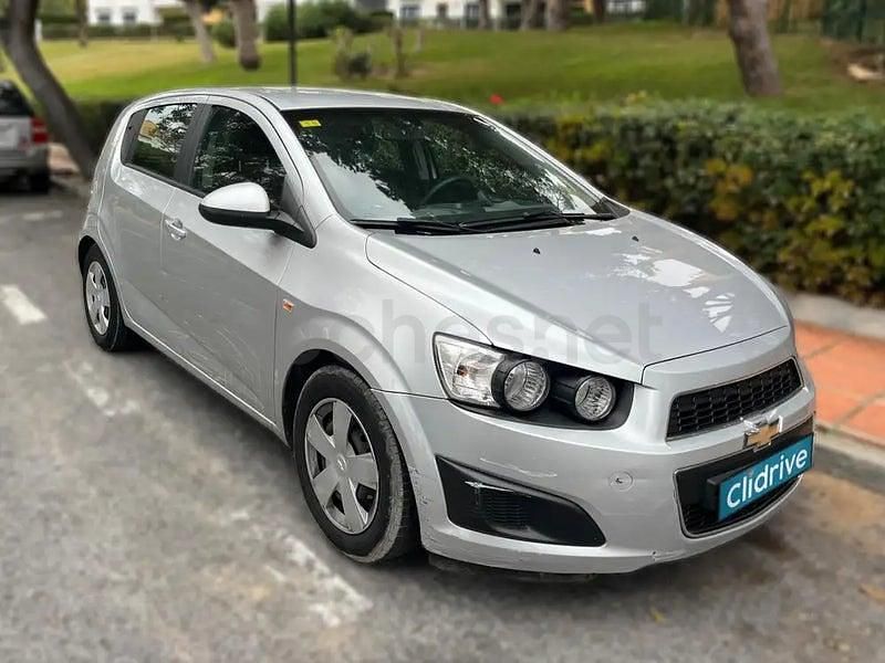 Usado Chevrolet Aveo LT 86 CV (63 kW) 2011 Blanco Berlina