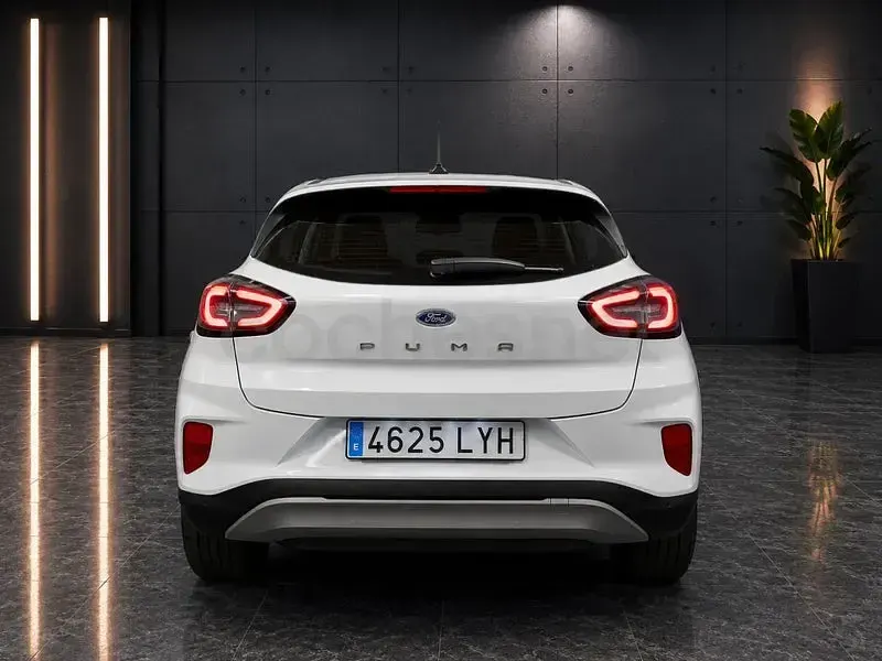 Usado Ford Puma Titanium 120 CV (88 kW) 2022 Blanco SUV