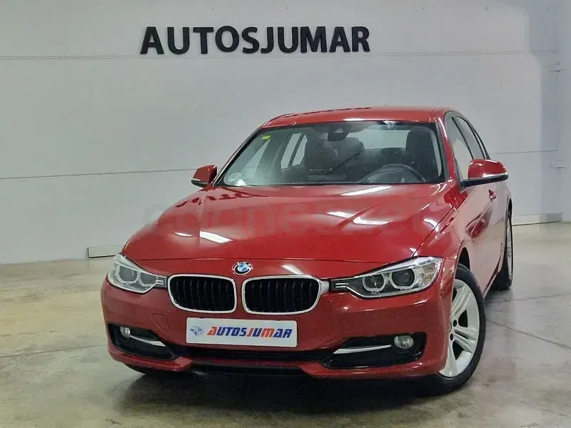 Usado BMW 320 Comfort Edition 184 CV (135 kW) 2013 Rojo Berlina